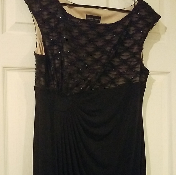 Evening dress - Picture 2 of 5